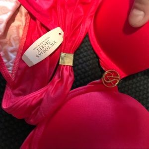 NWT Victoria’s Secret Push-Up Swimsuit Set